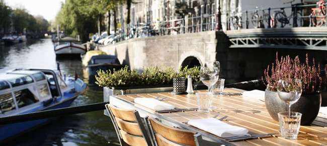 Cuánto cuesta viajar a Amsterdam